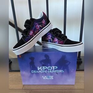 NWT Vans K-Pop Demon Hunters Sneakers 12.5